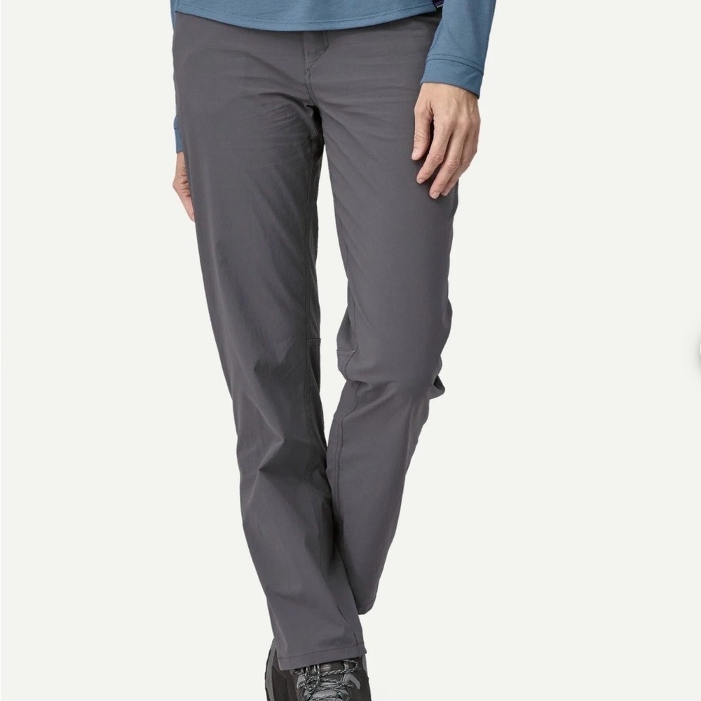 Patagonia Women's Charcoal Straight Leg Jeans Size 10